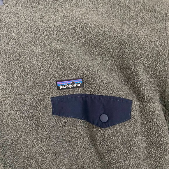 Patagonia Grey Synchilla Fleece Pullover - Picture 2 of 5